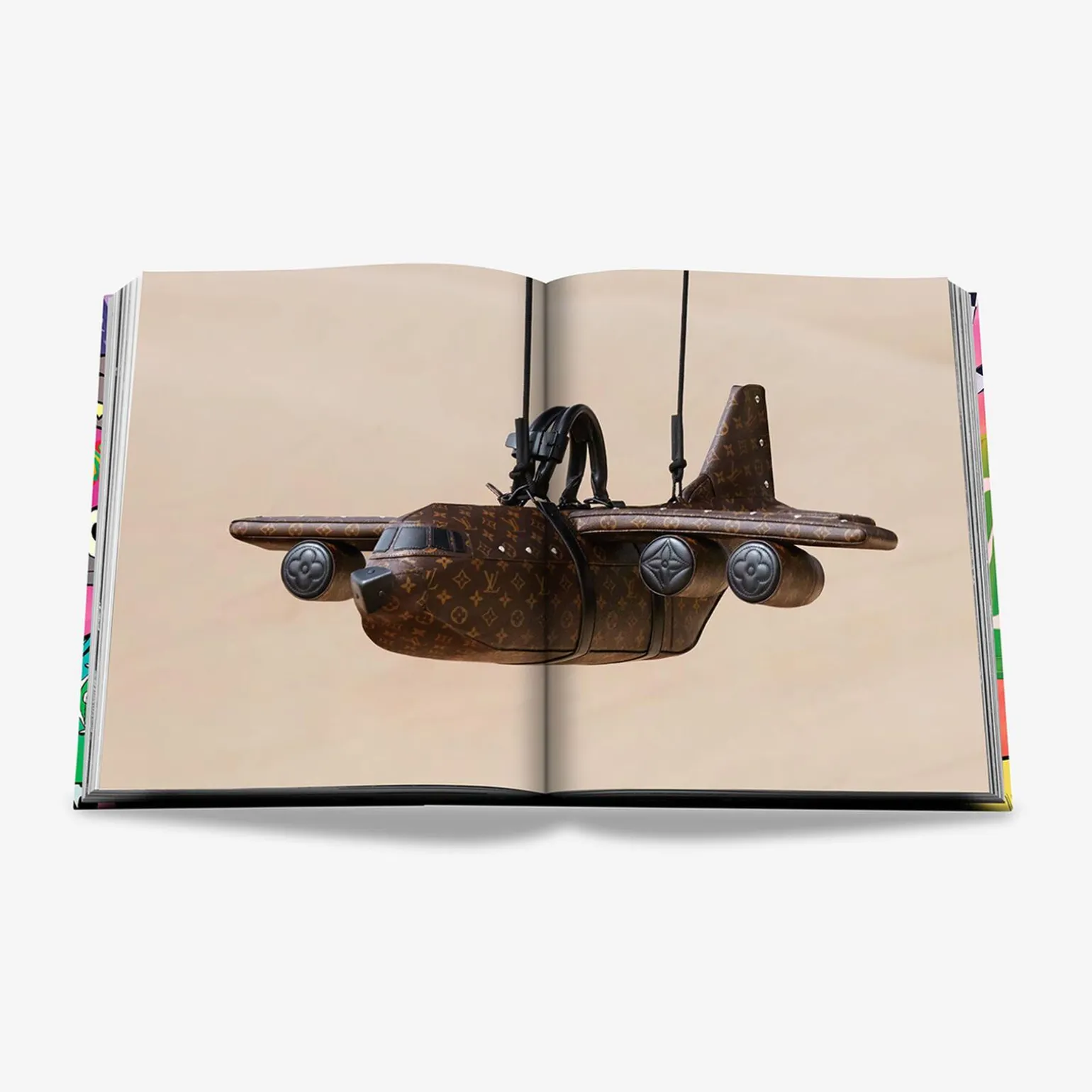 Assouline Livre mode LOUIS VUITTON - 4MURS