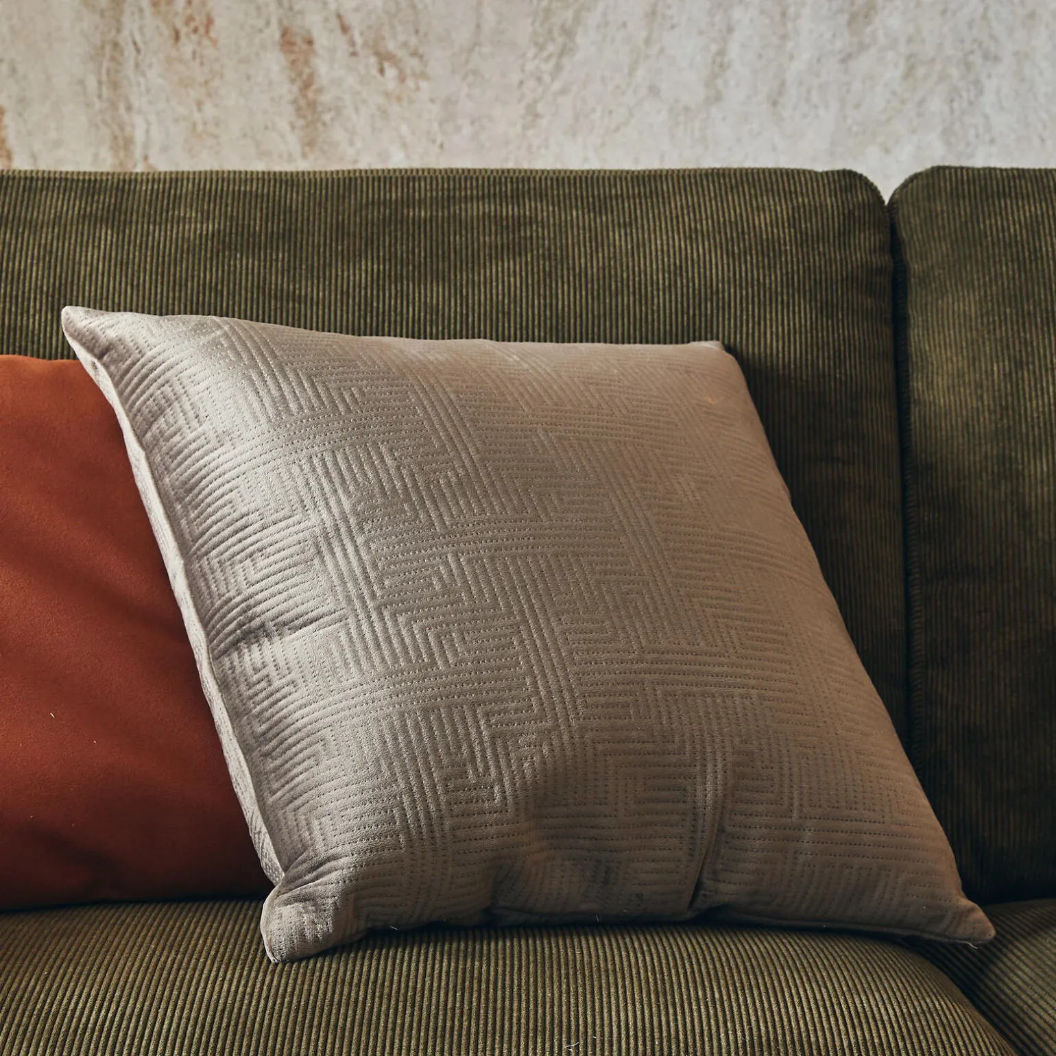 Coussin ADONIS coloris gris 45 x 45 cm - 4MURS