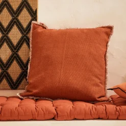 Coussin BURTA coloris brique 60 x 60 cm - 4MURS