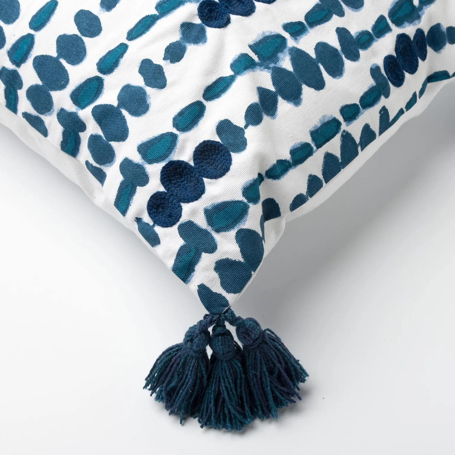 Coussin GABANNA coloris bleu 40 x 60 cm - 4MURS
