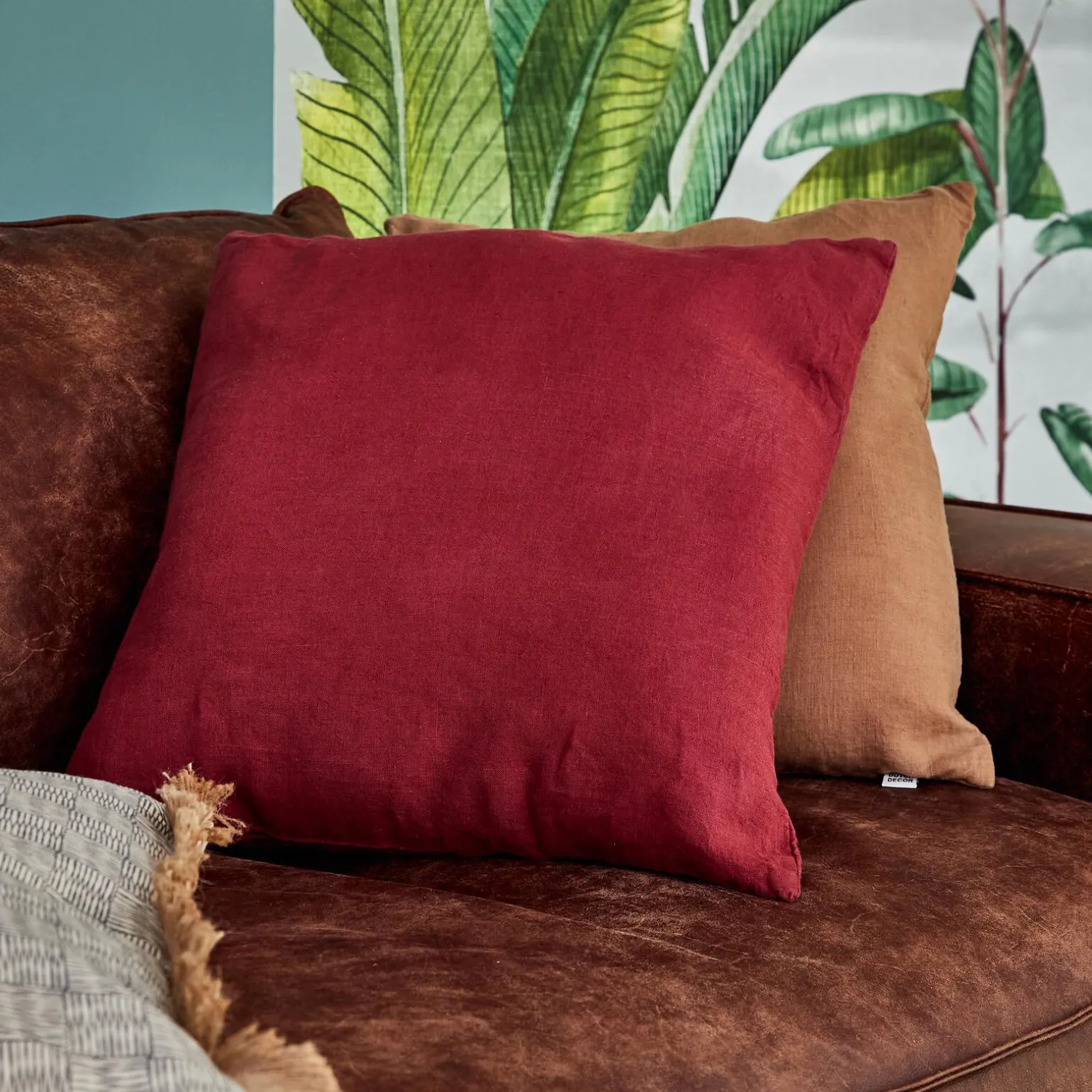 Coussin LINHA coloris rouge merlot 45 x 45 cm - 4MURS
