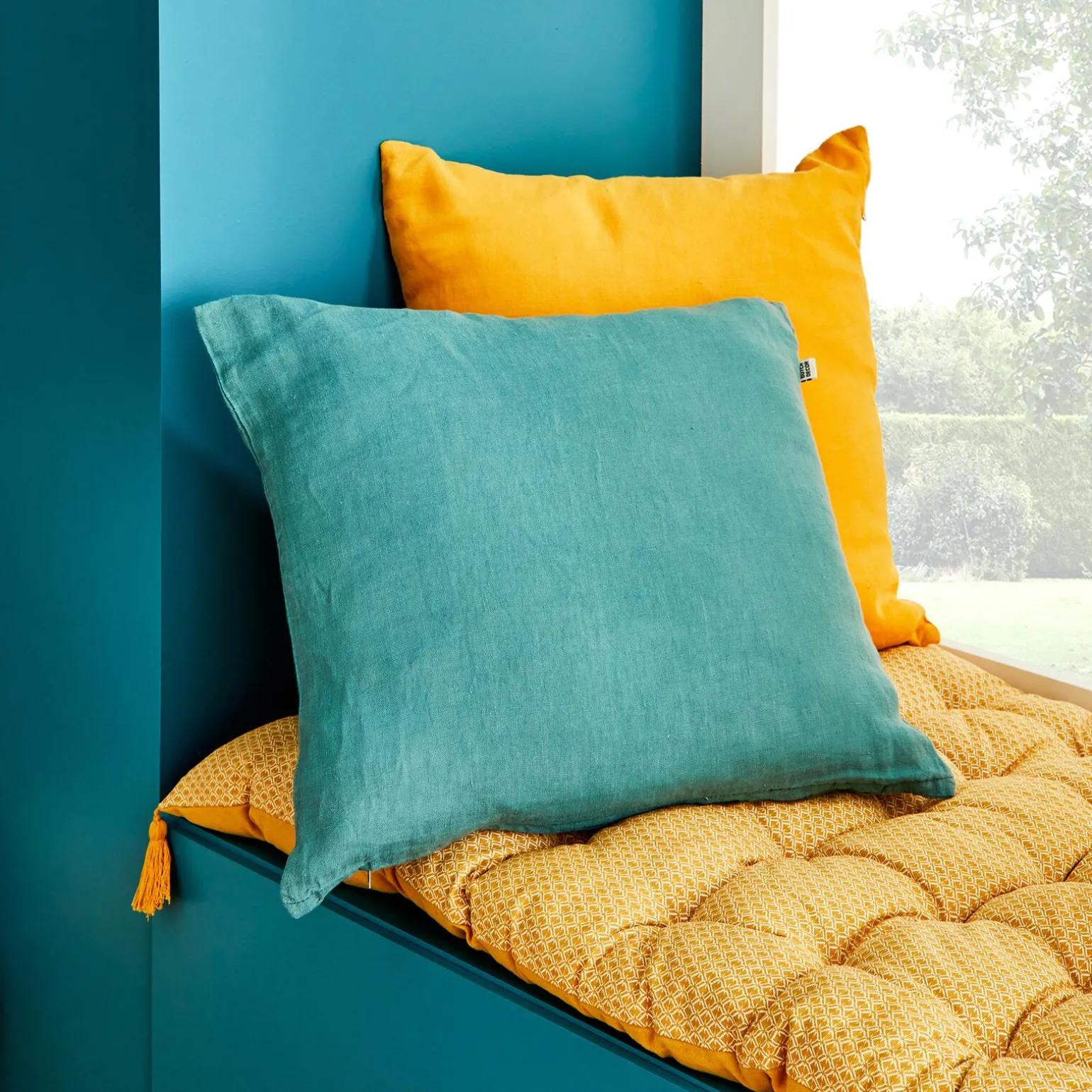 Coussin LINHA coloris vert jade 45 x 45 cm - 4MURS