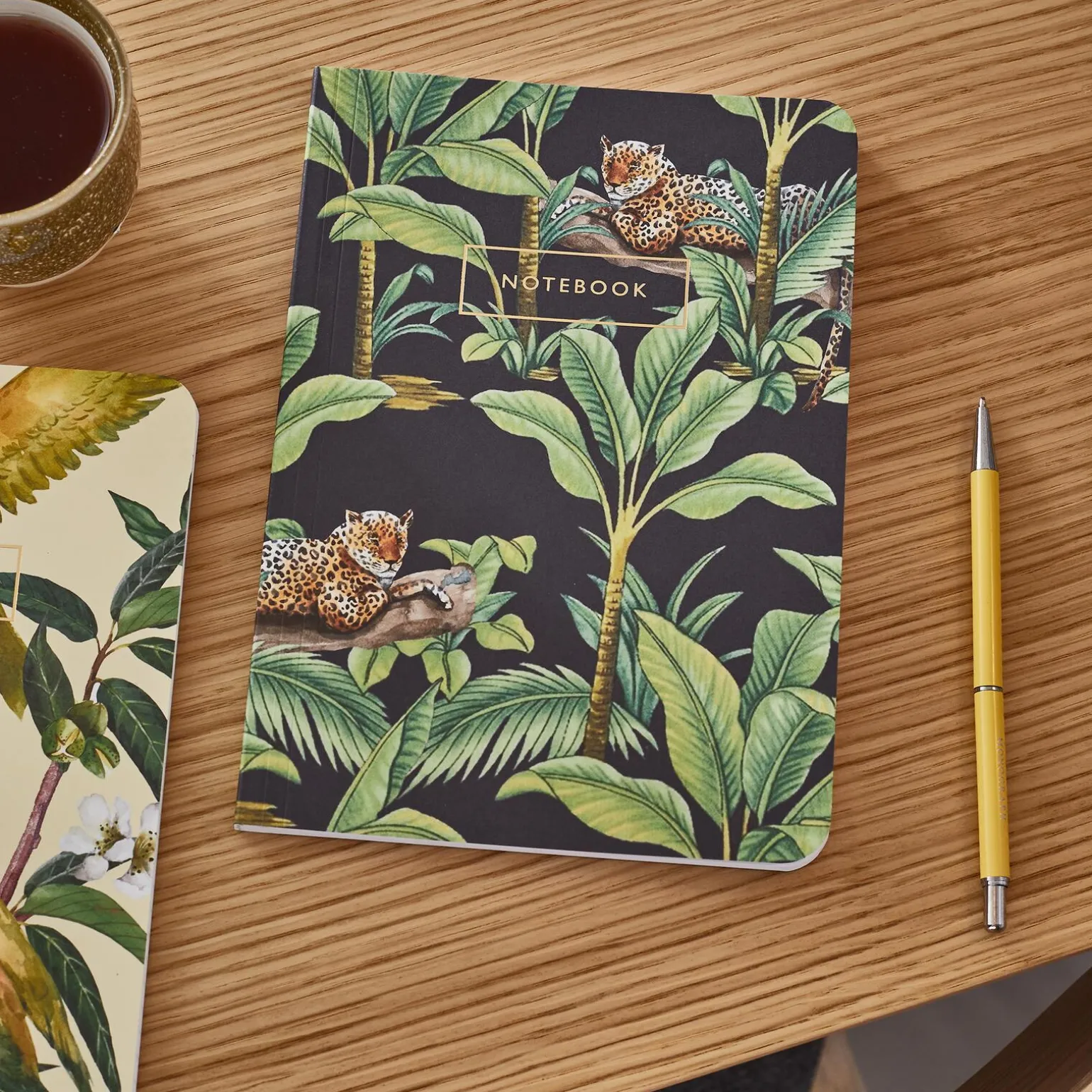 CREATIVE LAB AMSTERDAM Carnet PANTHER BY NIGHT coloris vert - 4MURS