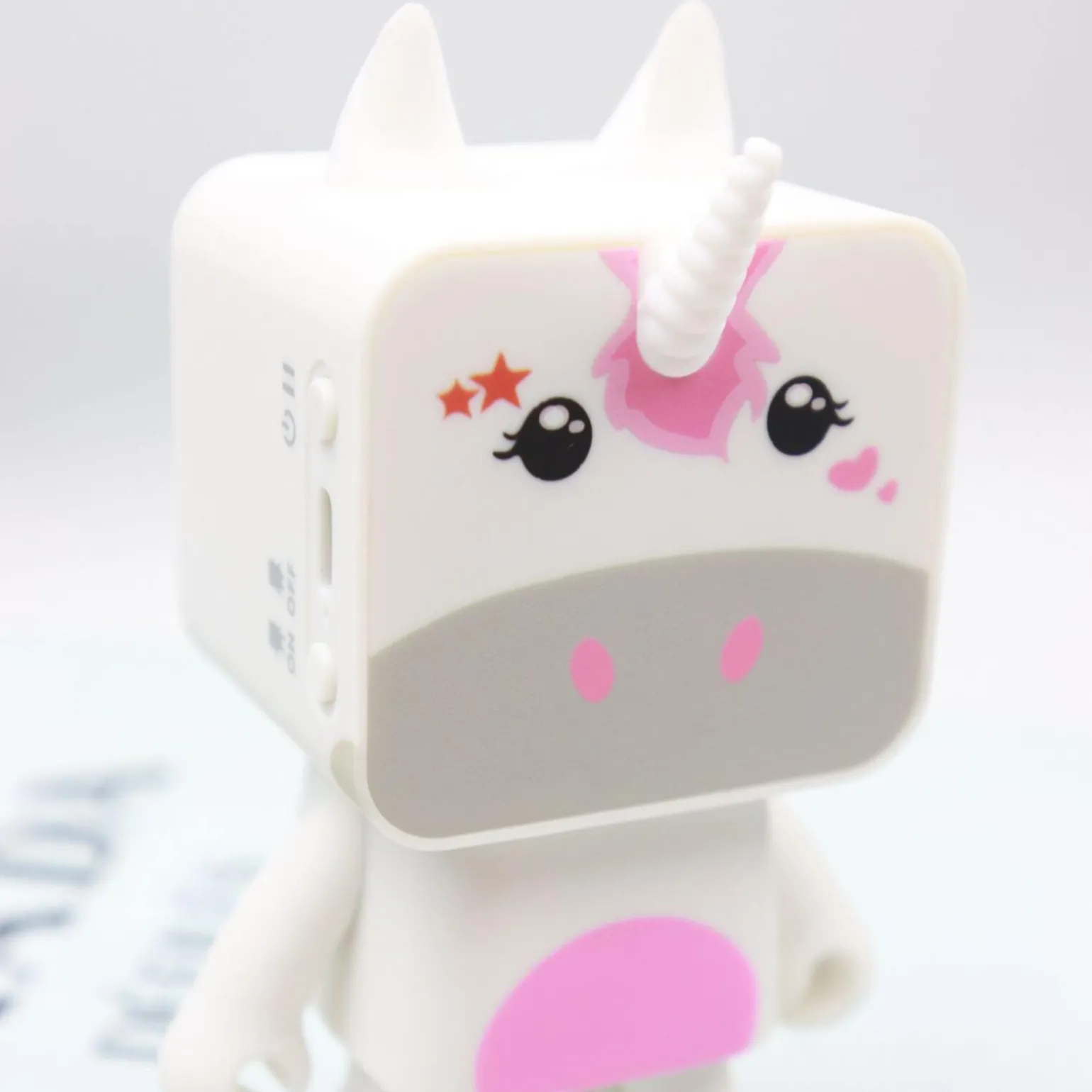 Enceinte DANCING ANIMAL LICORNE coloris blanc - 4MURS