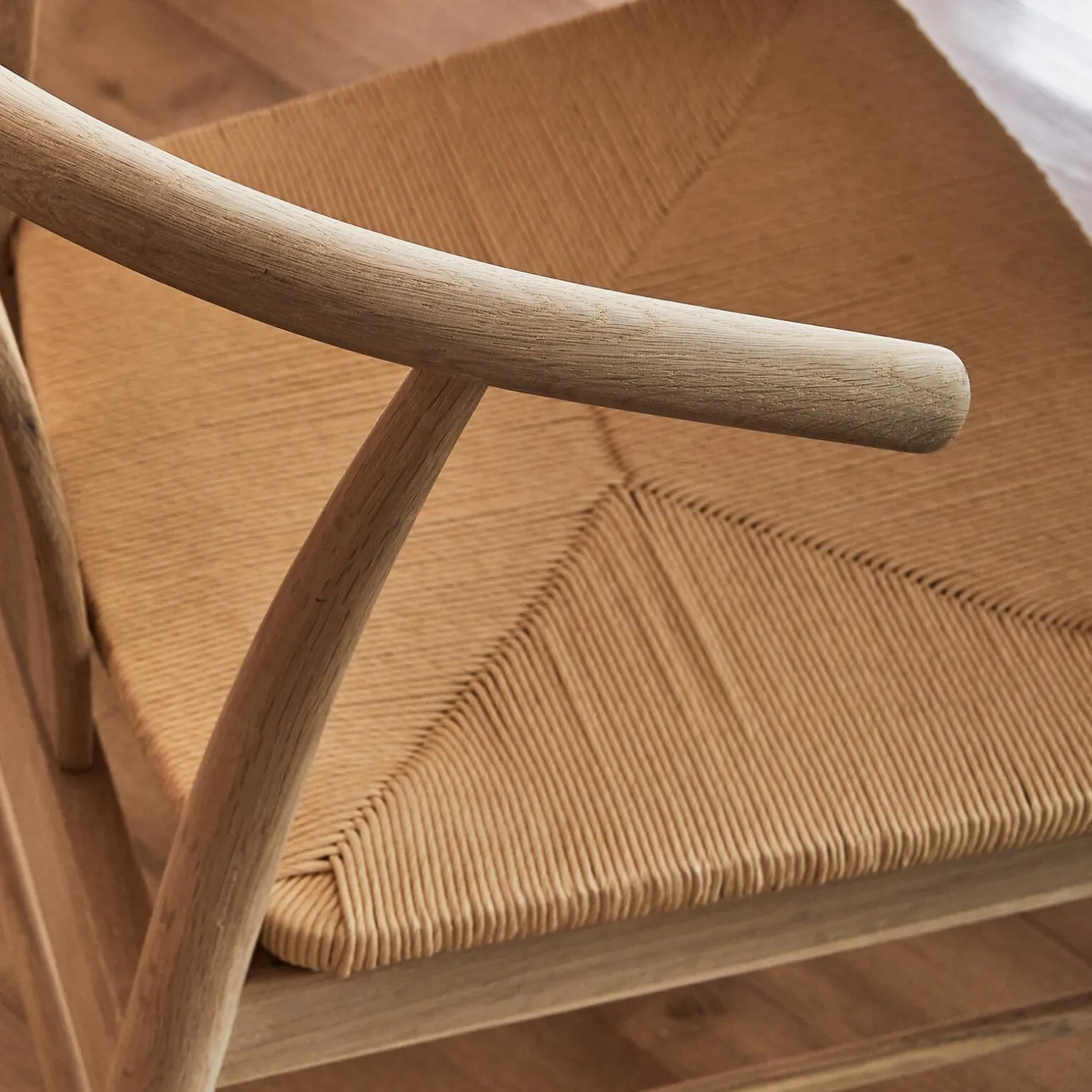 Fauteuil CASSANDRE coloris naturel - 4MURS