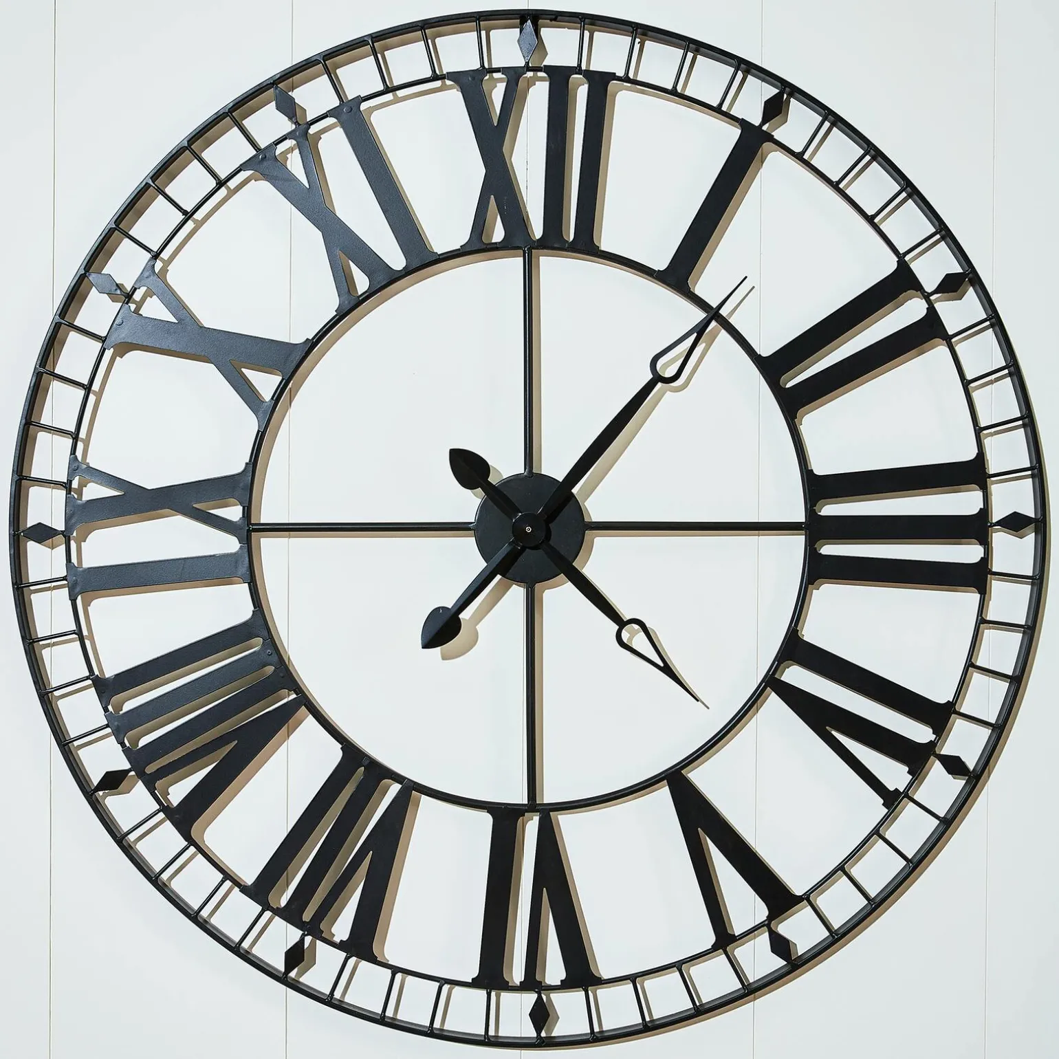 Horloge en métal ISMAEL coloris noir - 4MURS