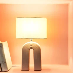 Lampe à poser OSIRIS coloris beige rosé 44 x 26 cm - 4MURS