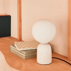 Lampe à poser PENELOPE coloris blanc 26,5 x 15 cm - 4MURS