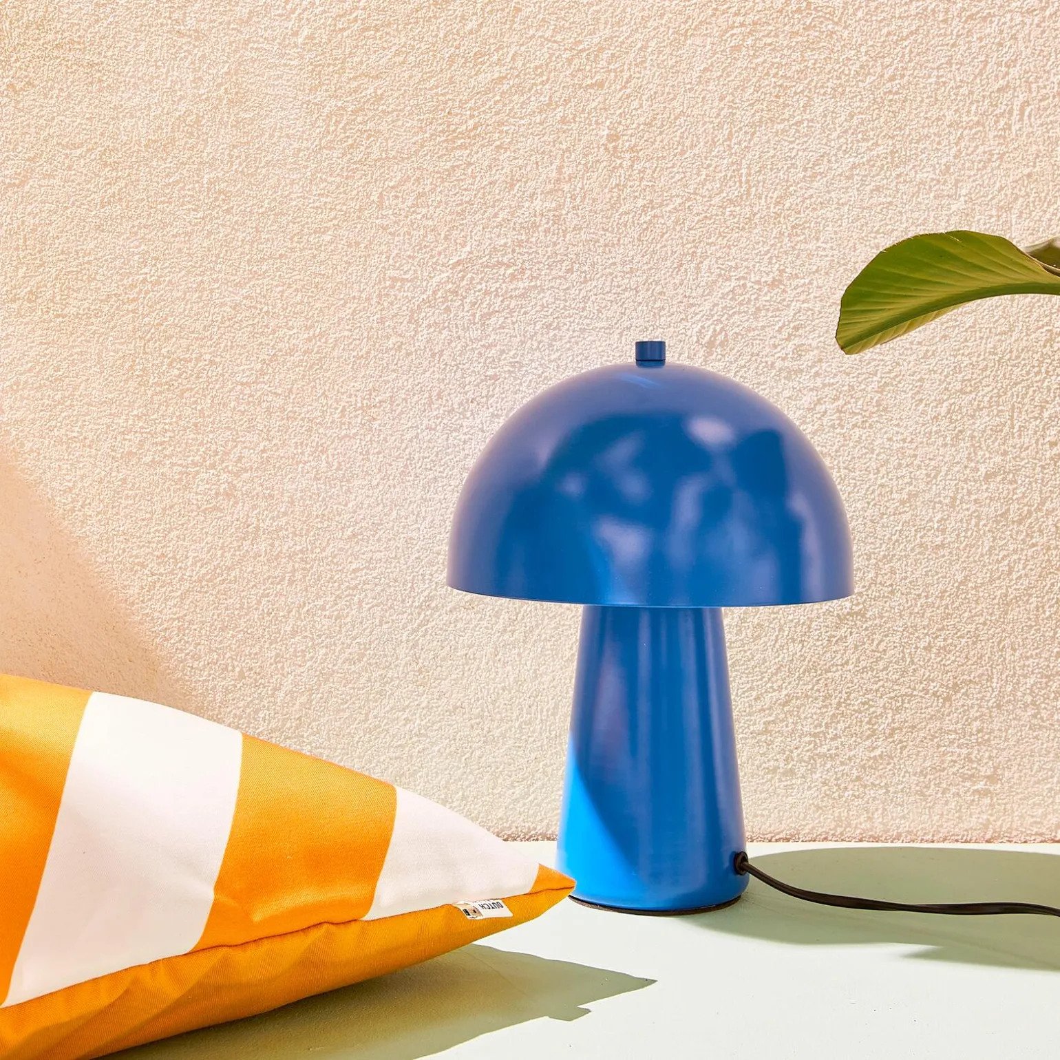 Lampe à poser SILO coloris bleu franc 29,5 x 21 cm - 4MURS