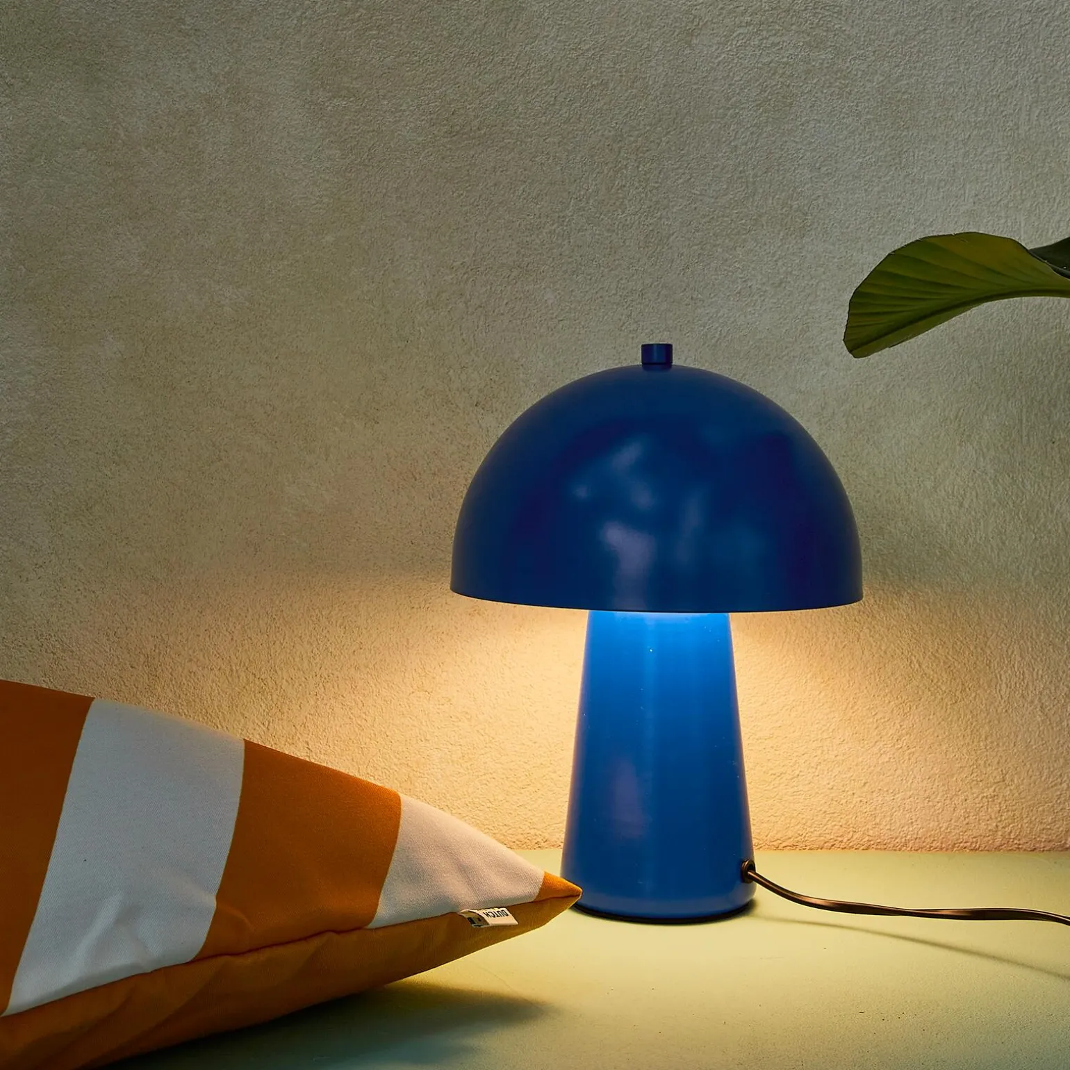 Lampe à poser SILO coloris bleu franc 29,5 x 21 cm - 4MURS