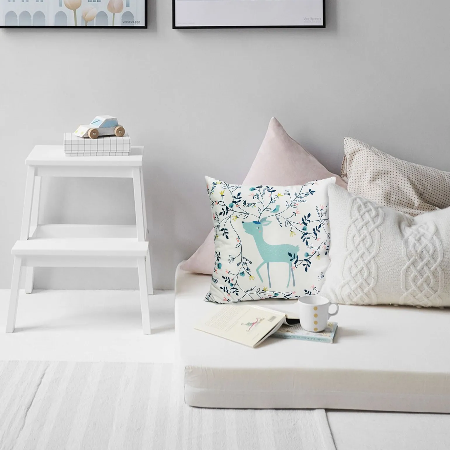 4MURS Coussin ENCHANTED FOREST coloris blanc 45 x 45 cm - 4MURS