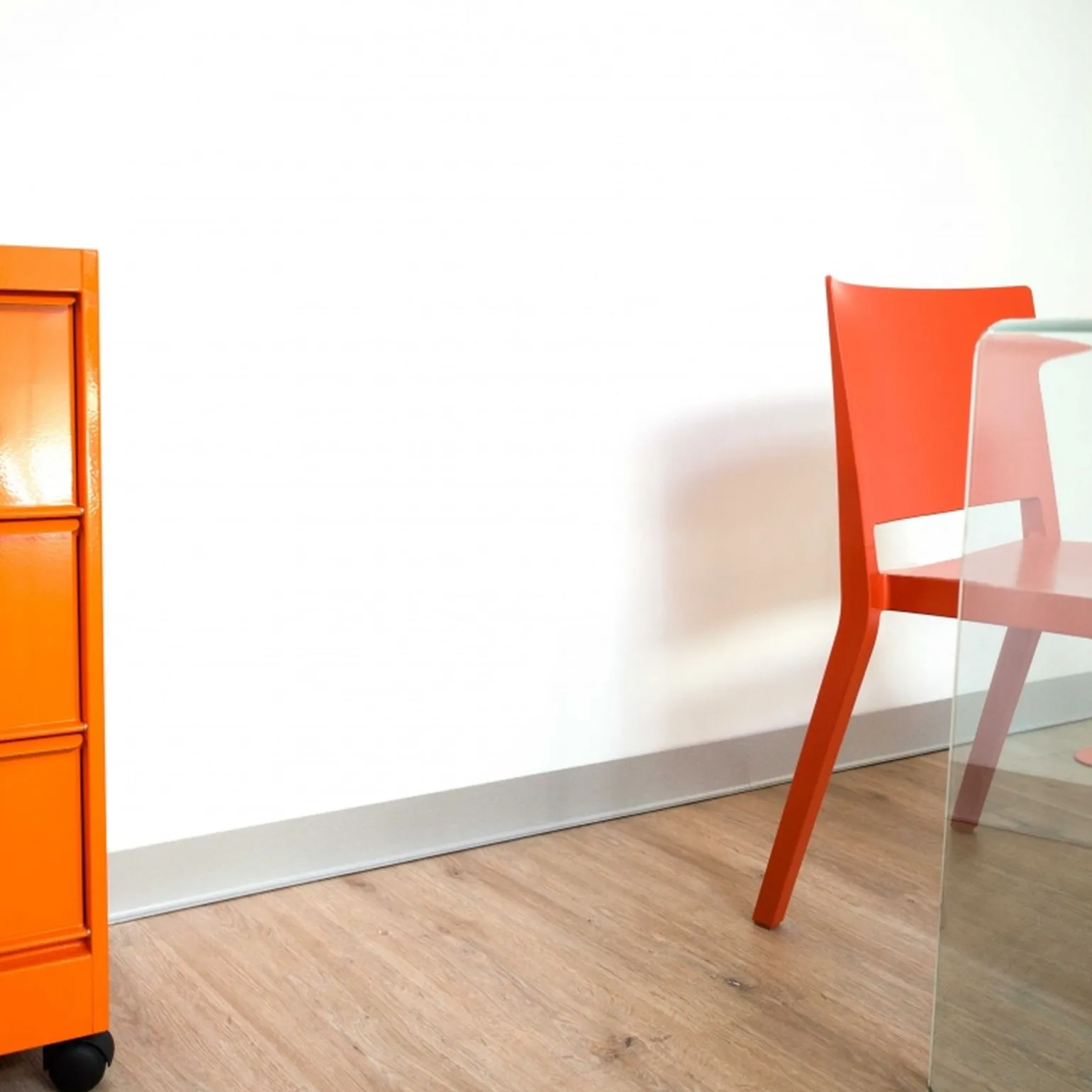 Plinthe déco ALU BROSSÉ coloris alu - 4MURS