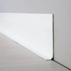 Plinthe déco UNI coloris blanc - 4MURS