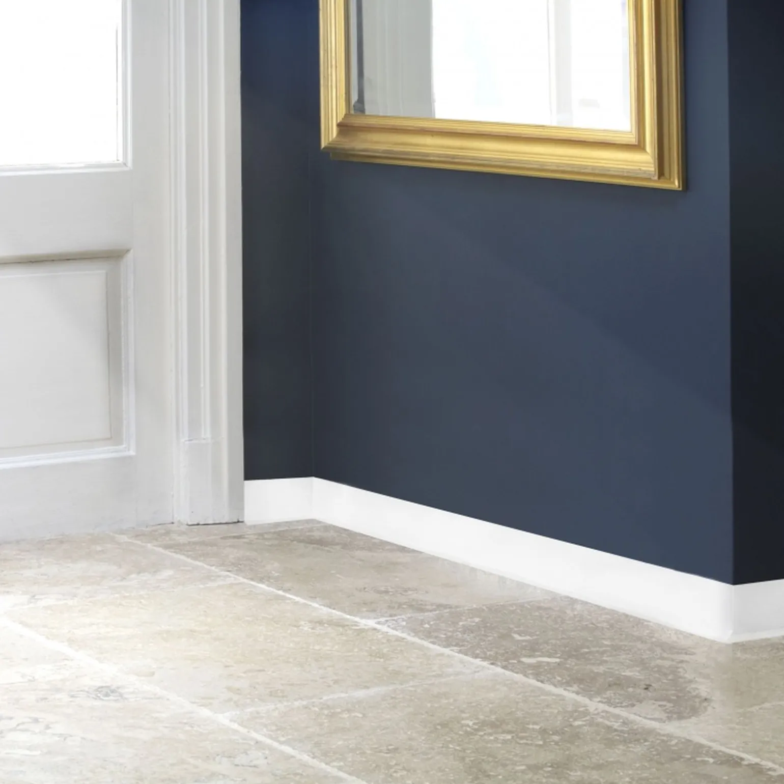 Plinthe déco UNI coloris blanc - 4MURS