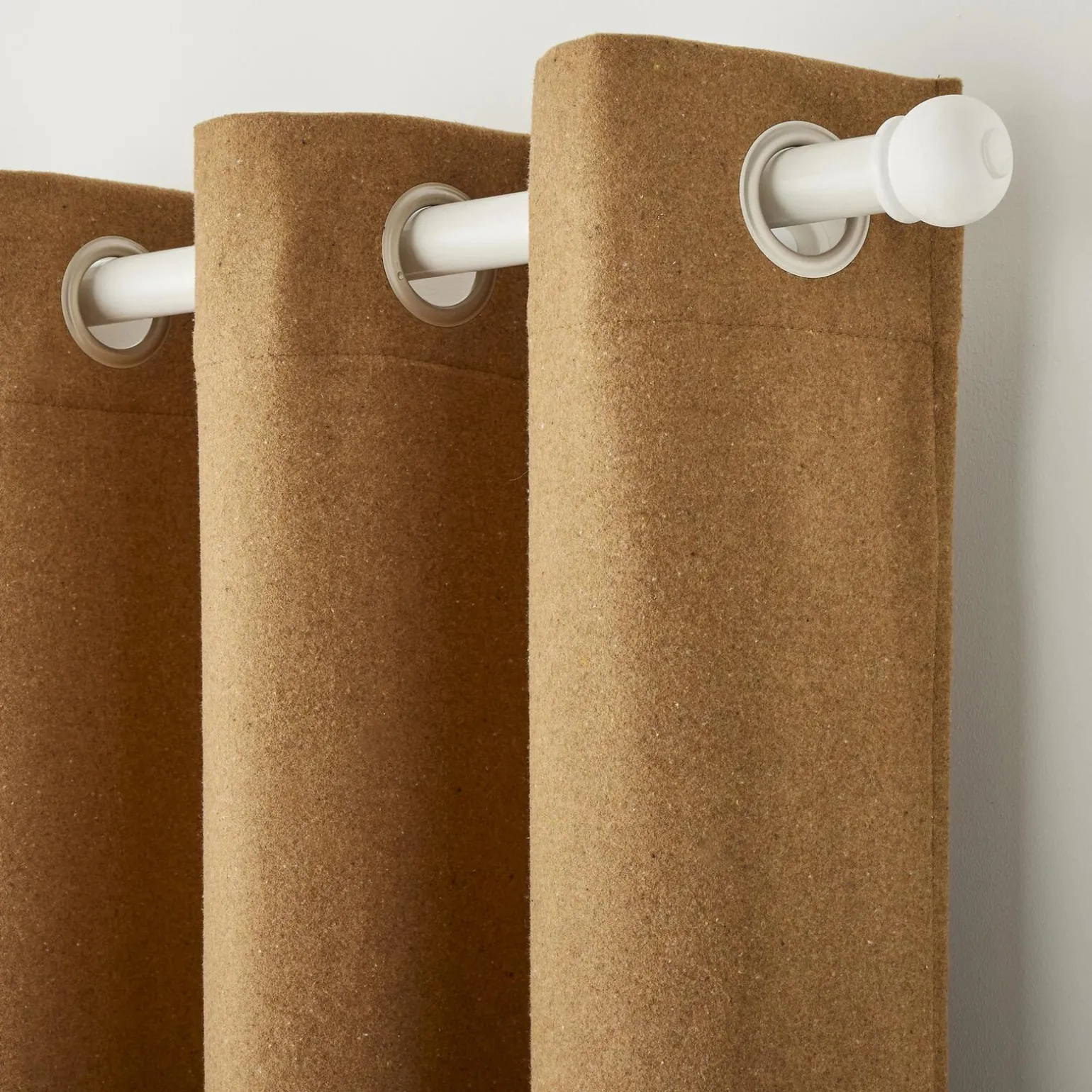 Rideau MADELAINE coloris camel 140 x 260 cm - 4MURS