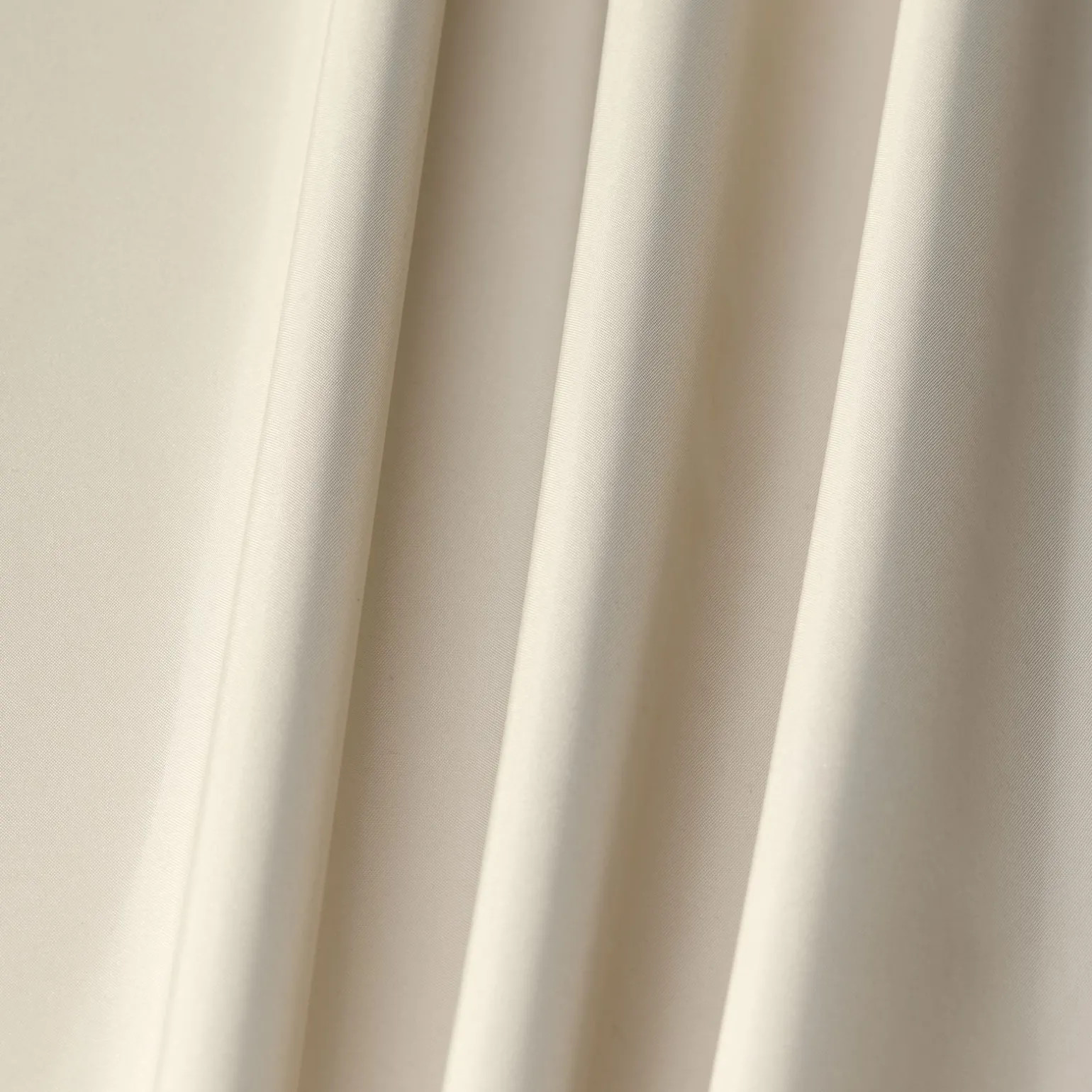 Tissu DOUBLURE 100% OCCULTANTE SOUPLE coloris écru - 4MURS
