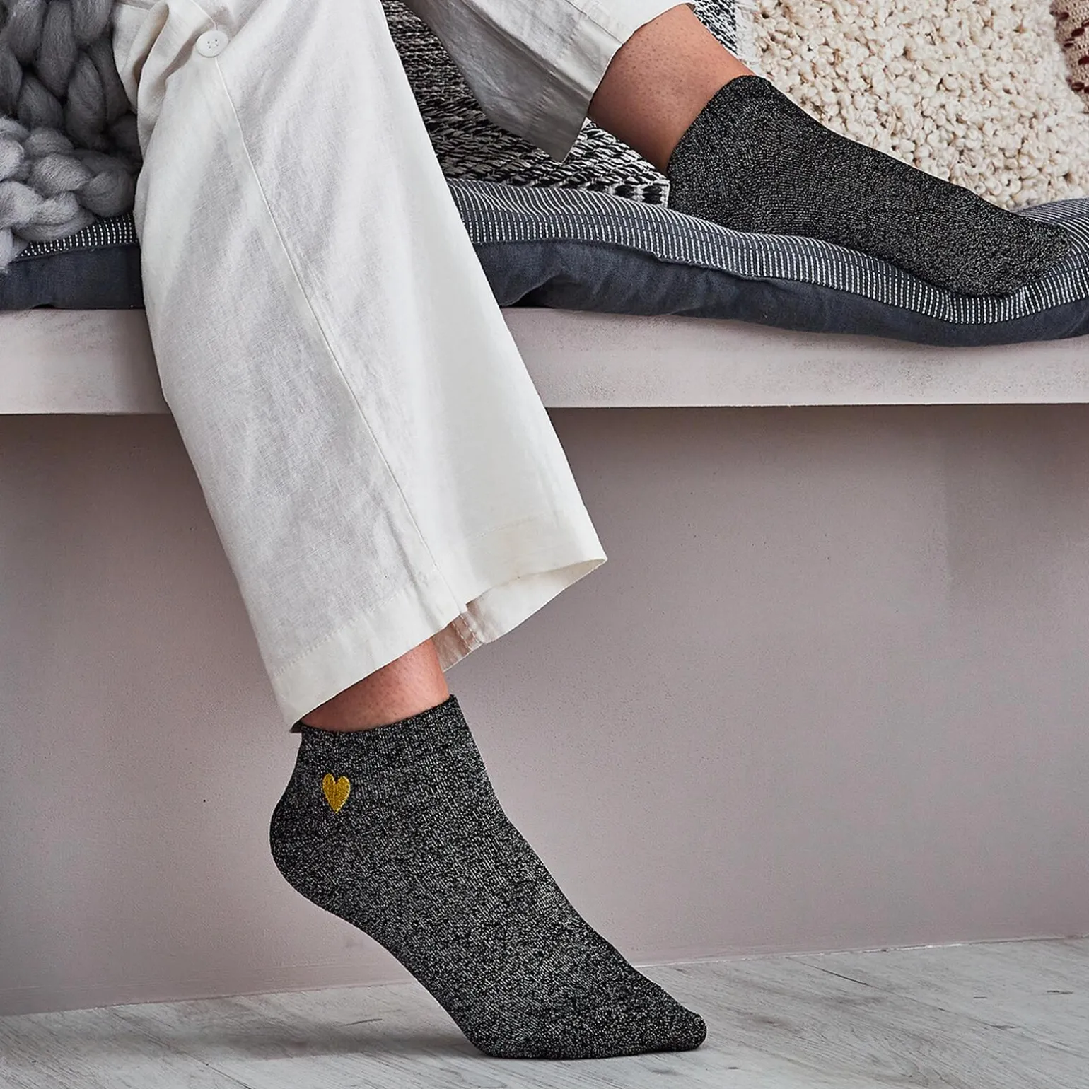 Tites Chaussettes Chaussettes LUREX ET COEUR coloris gris - 4MURS