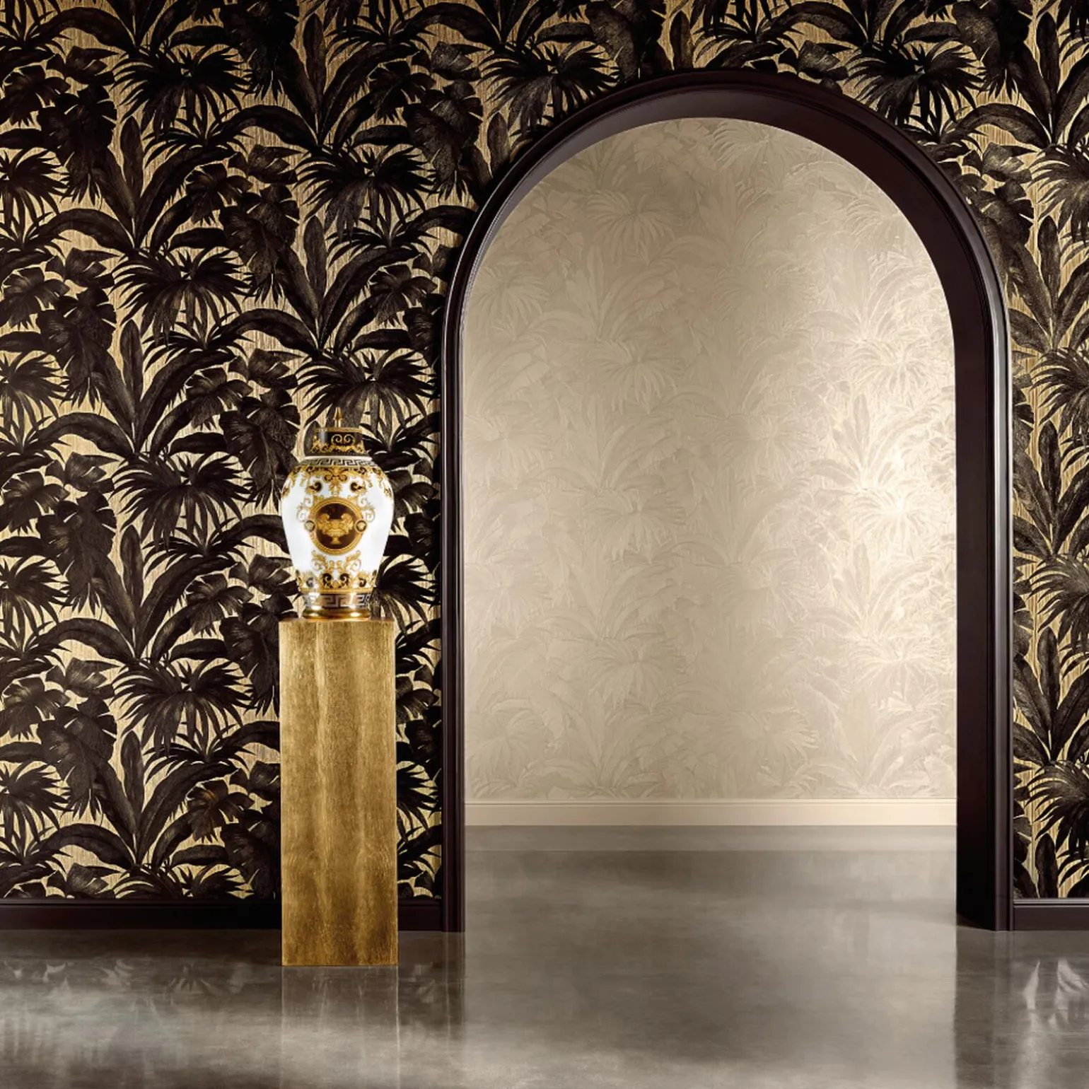 Versace Papier peint intissé GIUNGLA coloris noir - 4MURS